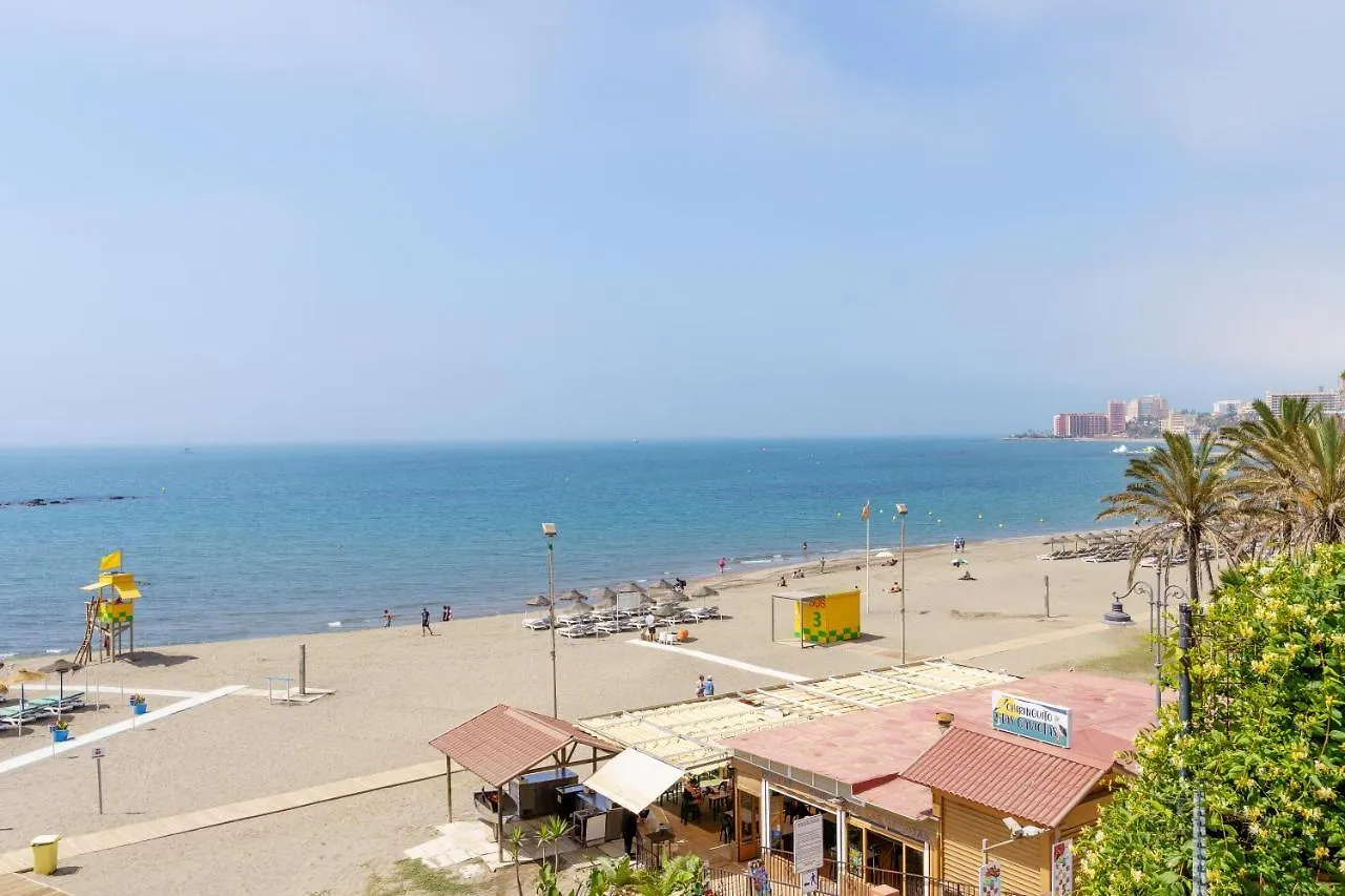 Apartamento Living On The Beach , First Line + Big Terrace Best Views Benalmádena
