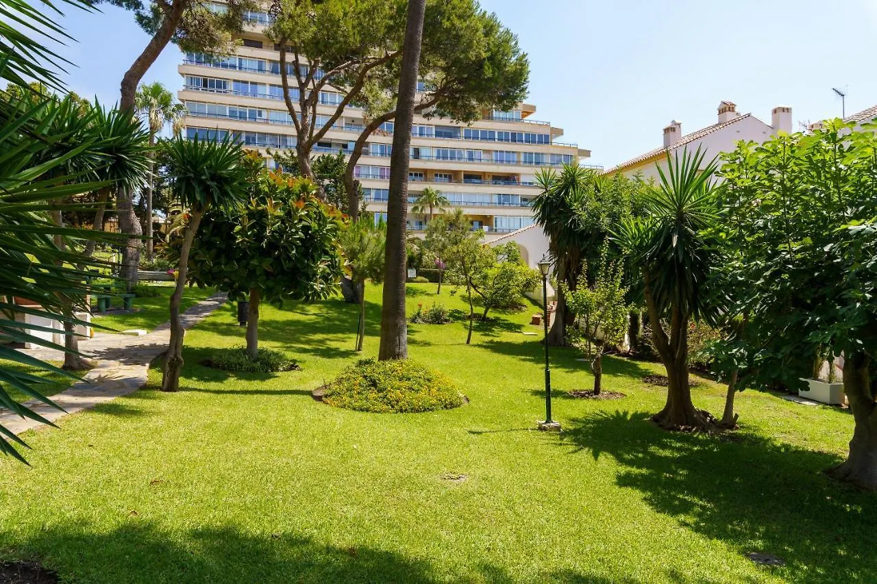 Living On The Beach , First Line + Big Terrace Best Views Benalmádena España