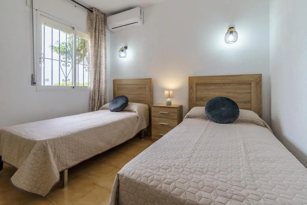 Apartamento Living On The Beach , First Line + Big Terrace Best Views Benalmádena