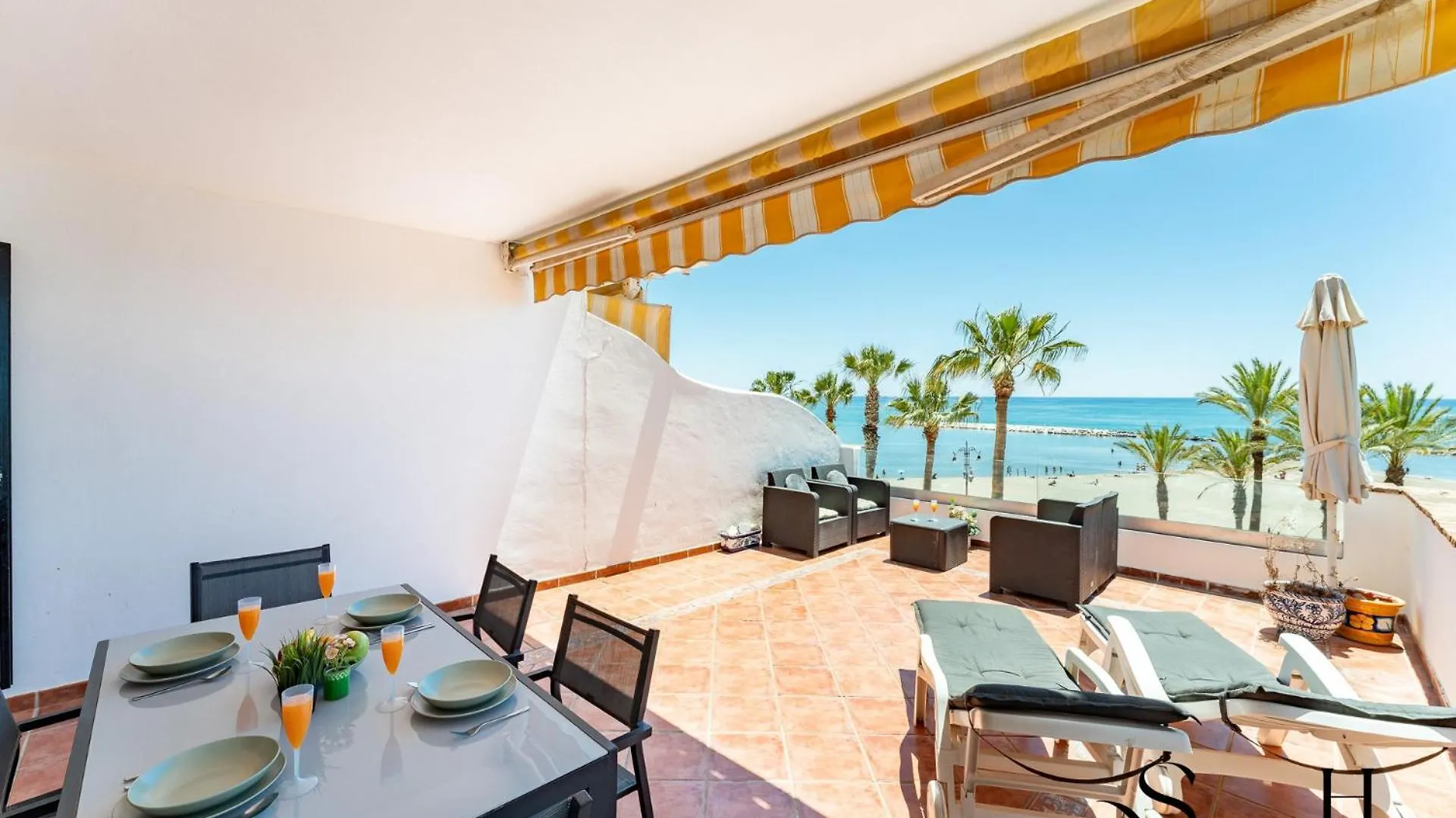 Living On The Beach , First Line + Big Terrace Best Views Benalmadena